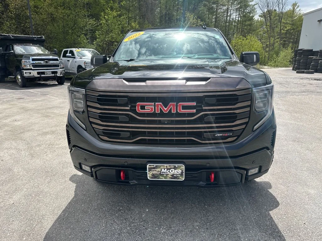Used 2022 Black GMC AT4X image 8