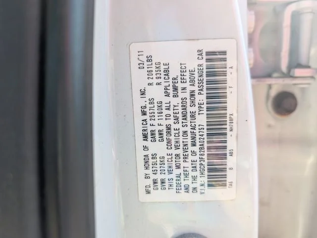 Used 2011 White Honda EX-L image 28