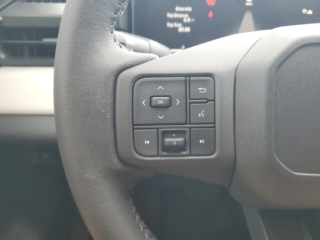 Used 2026 Ice Cap Toyota LE image 20