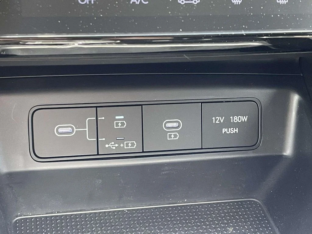 New 2026 White Hyundai SEL image 28