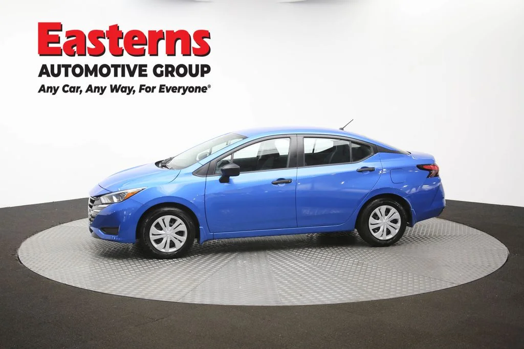 Used 2024 Blue Nissan 1.6 S image 53