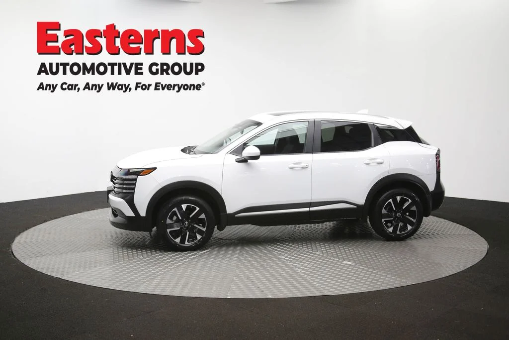 Used 2025 White Nissan SV image 61