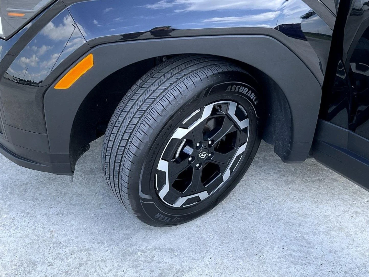 Used 2026 Black Hyundai SEL image 26