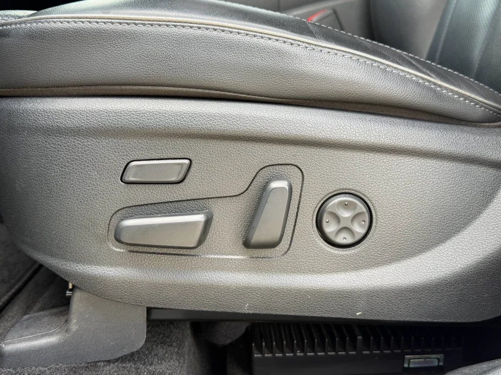 Used 2023 Shimmering Silver Hyundai Limited image 21
