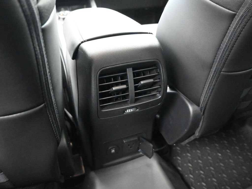New 2026 Carbonized Gray Metallic Ford Big Bend image 19