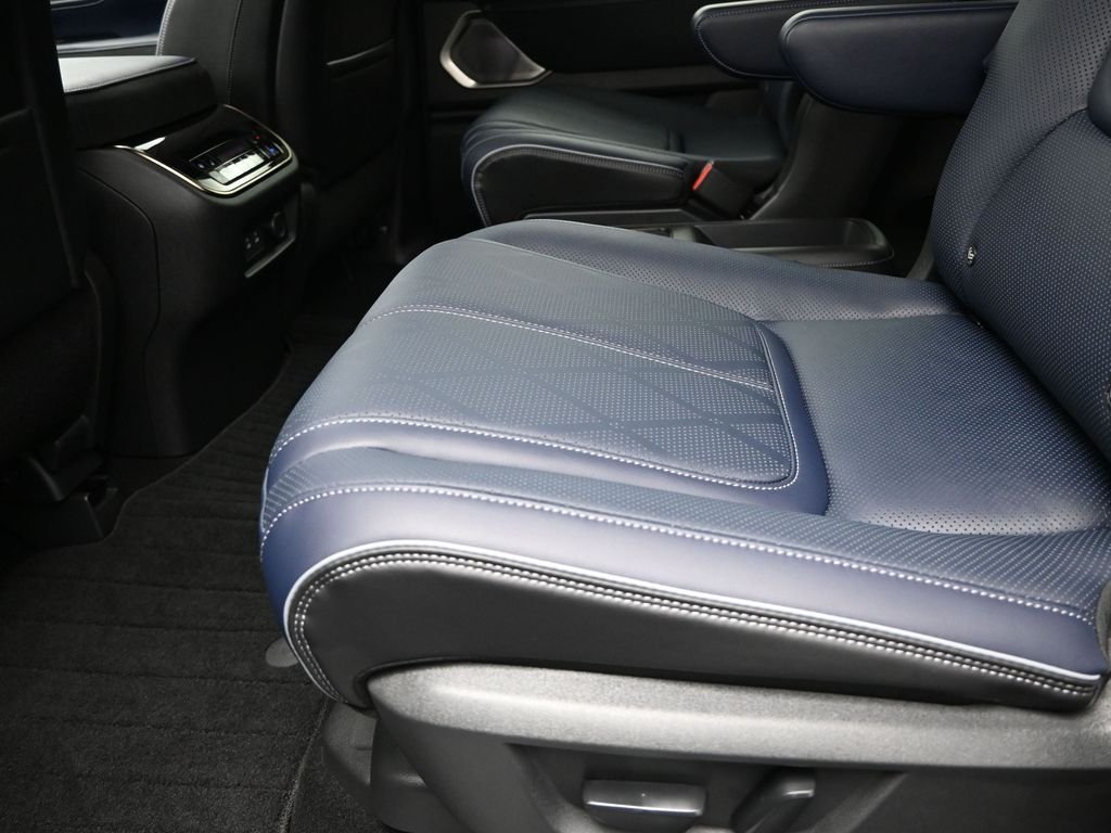 2026 INFINITI QX80 Sport - Photo 16