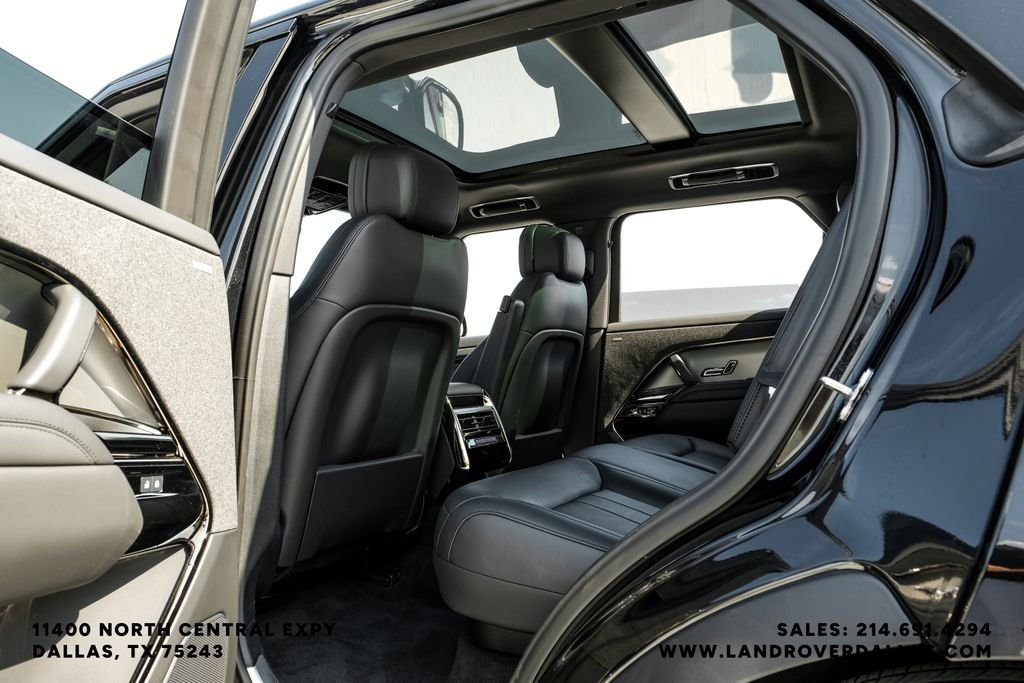 Certified Used 2025 Santorini Black Metallic Land Rover SE image 38