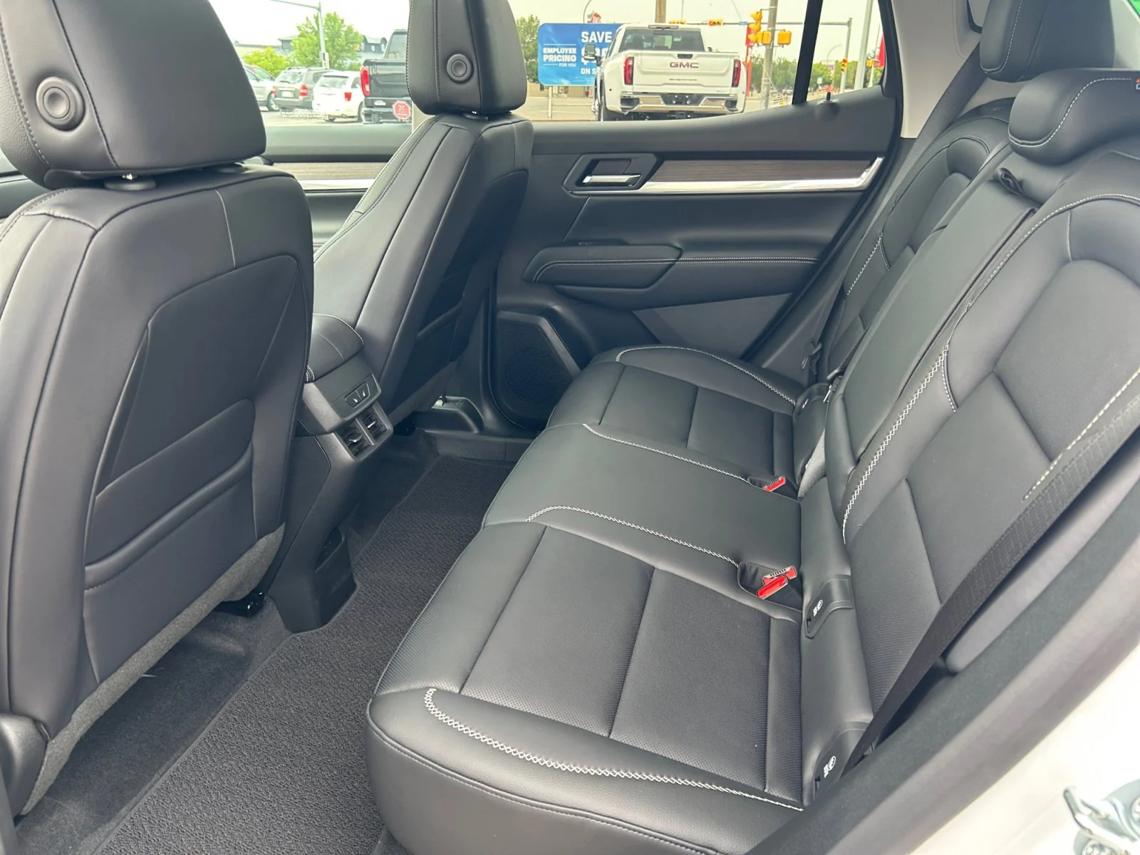 New 2027 Summit White GMC AWD Denali image 19