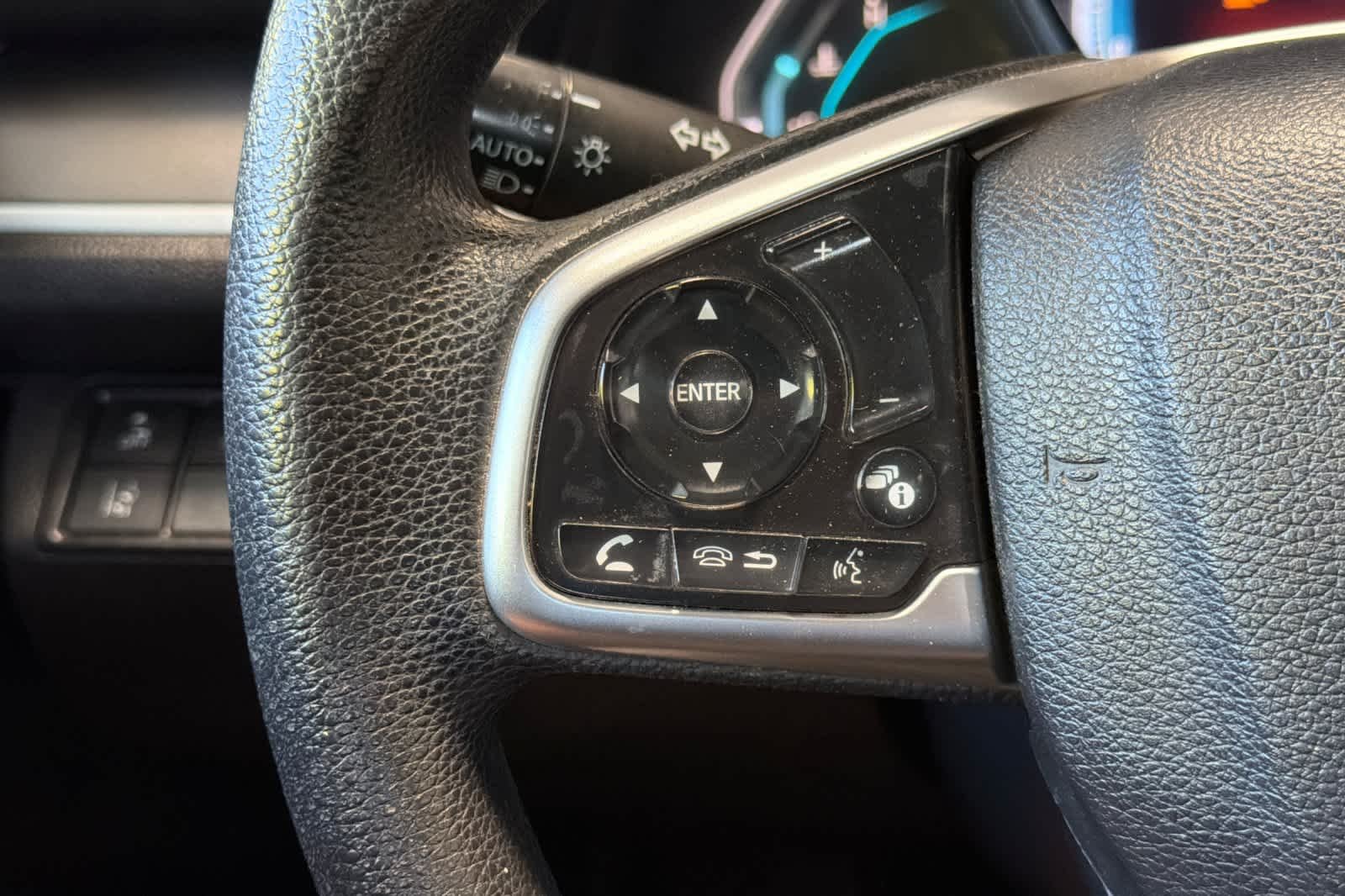 Used 2019 Molten Lava Pearl Honda LX image 23