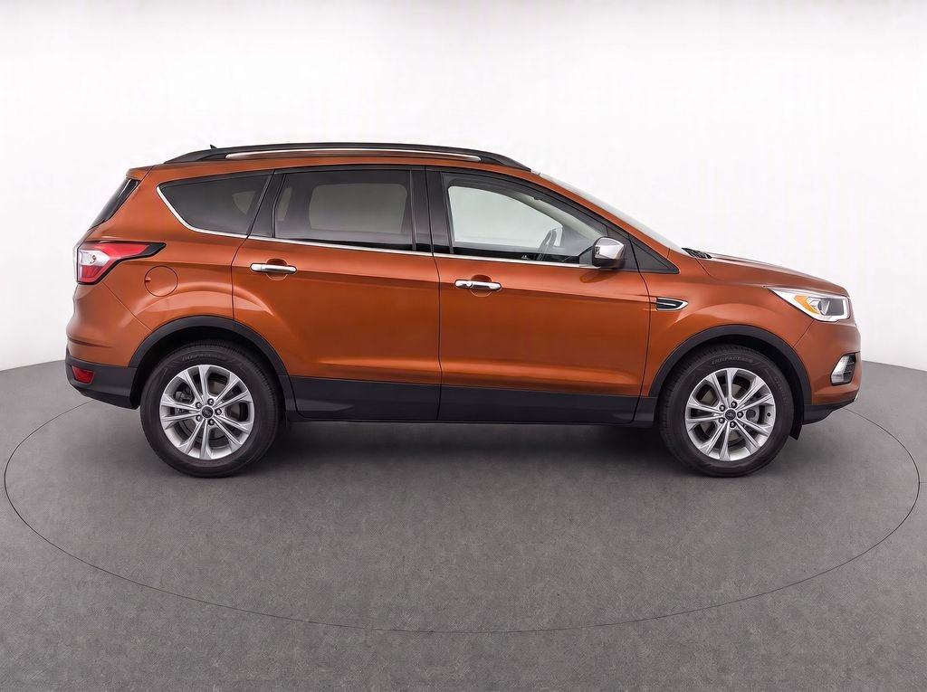 Used 2017 Ford Escape SE with VIN 1FMCU0GD4HUD43565 for sale in Duluth, GA