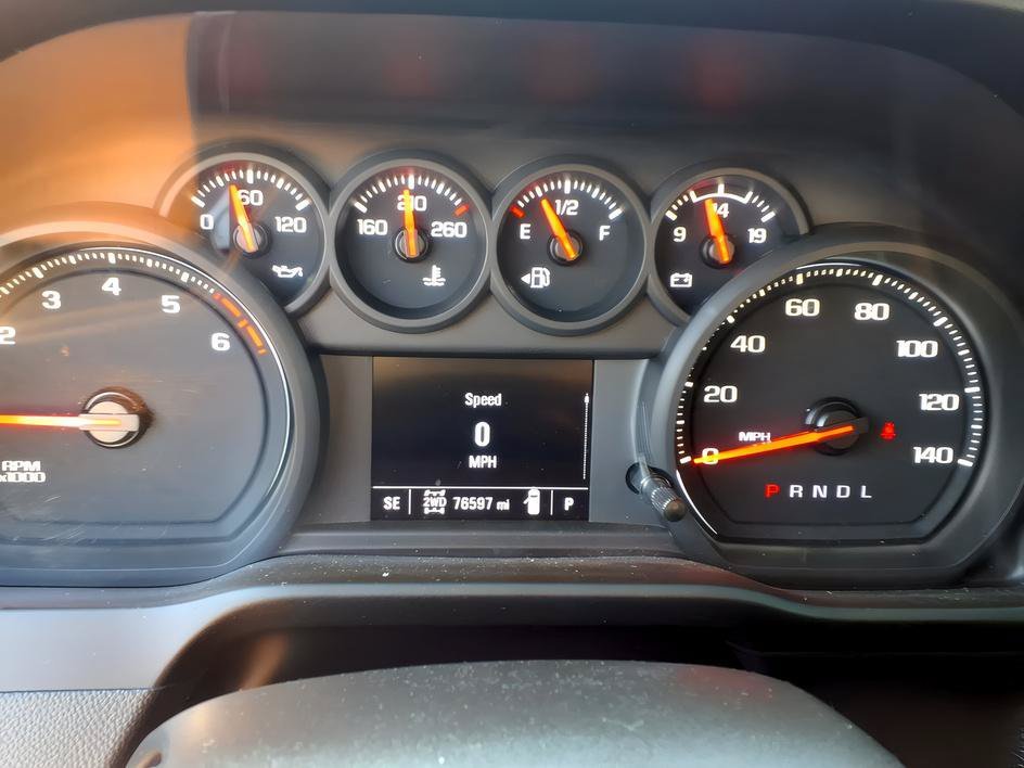 Used 2024 Summit White Chevrolet Custom image 26