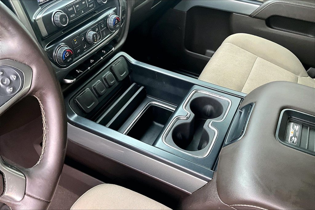 Used 2018 Black Chevrolet LT image 13