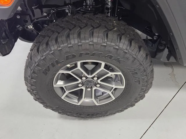 New 2026 Anvil Clearcoat Jeep Mojave image 15