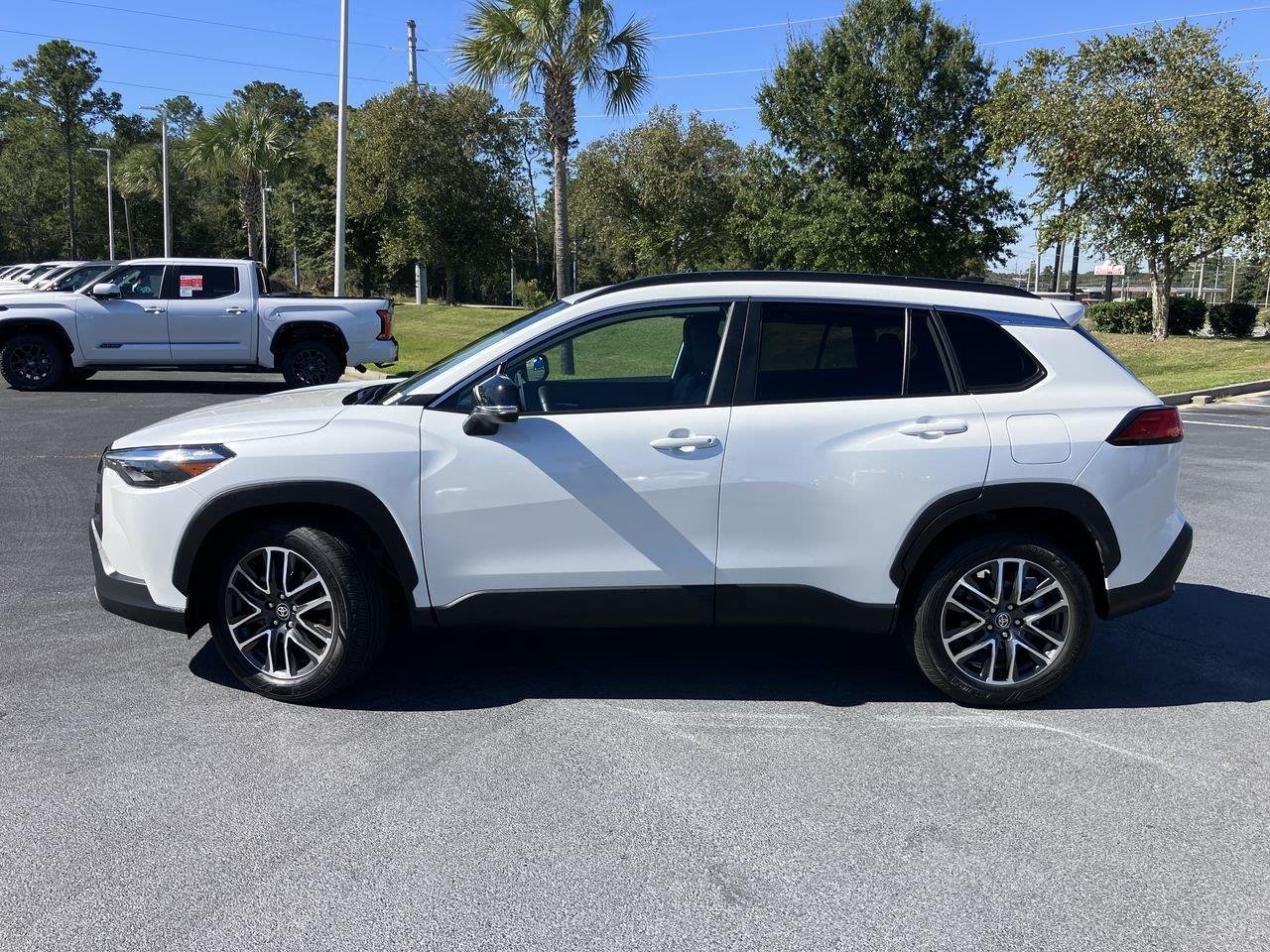 Used 2026 White (Wind Chill Pearl) Toyota XLE image 2