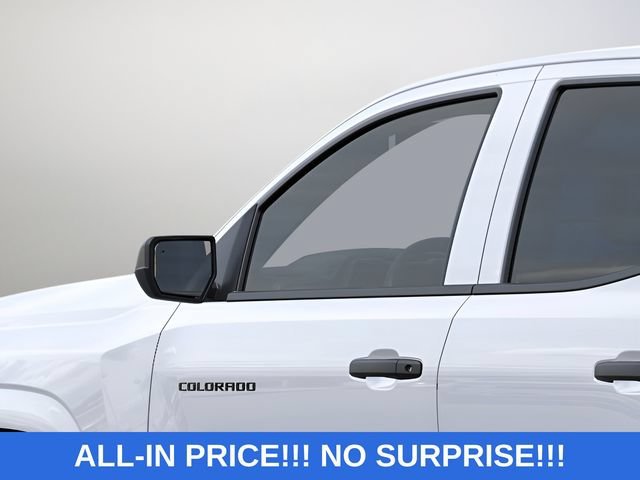 New 2026 Summit White Chevrolet WT image 22