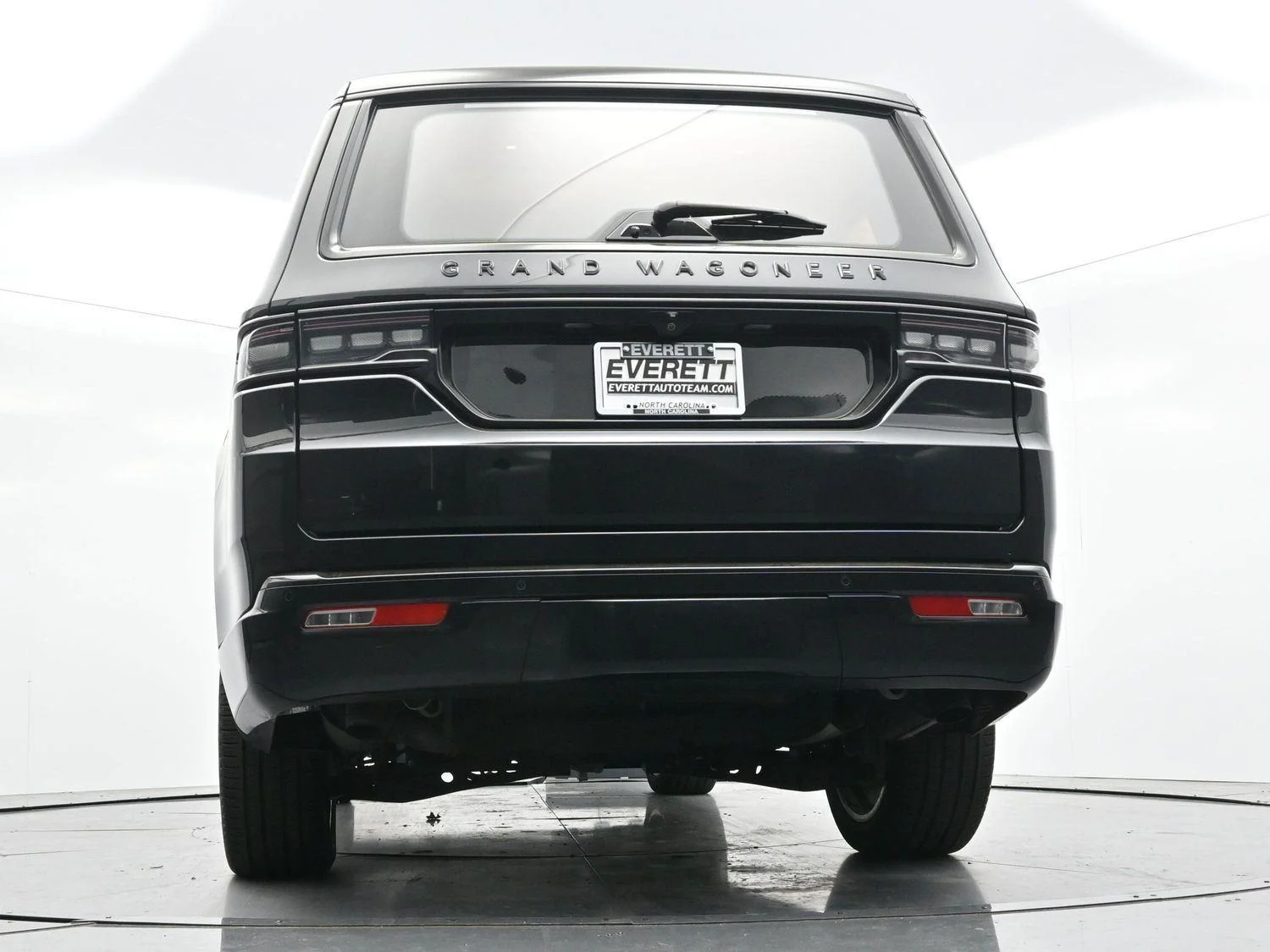 Used 2024 Black Jeep Series III Obsidian image 56