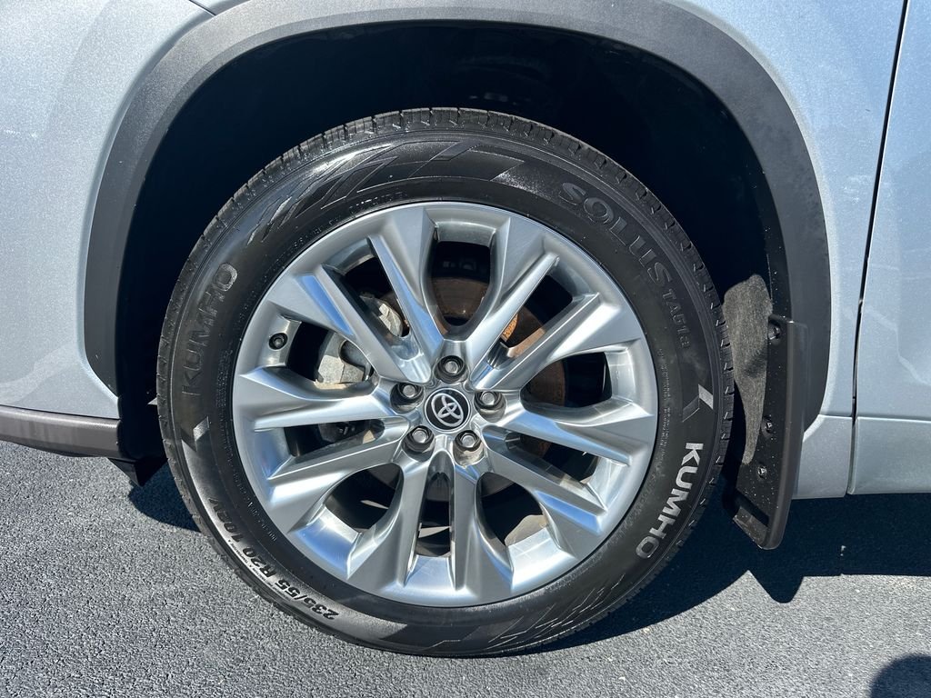 Used 2021 Silver Toyota Limited image 4