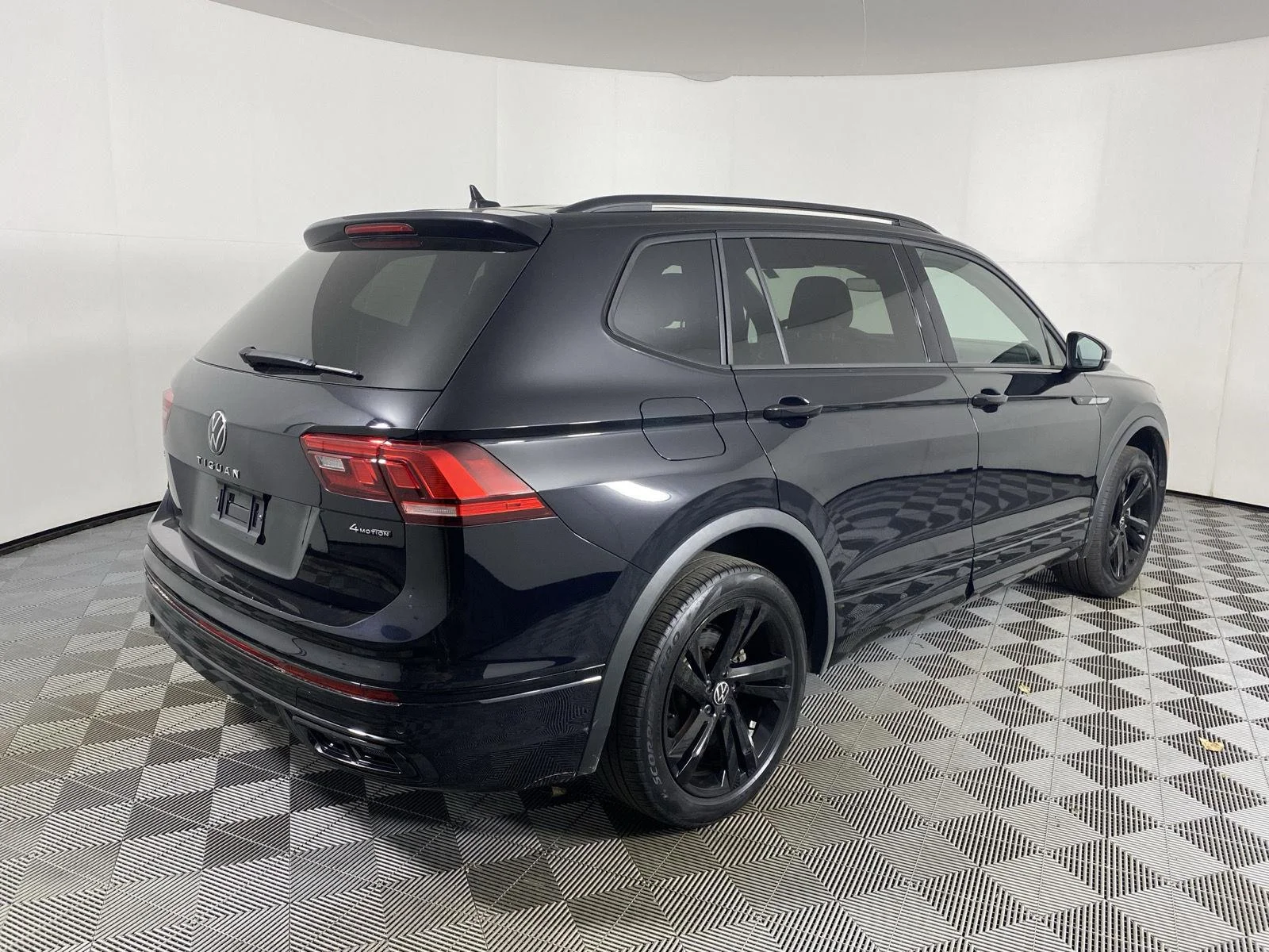 Used 2024 Deep Black Pearl Volkswagen SE R-Line Black image 3