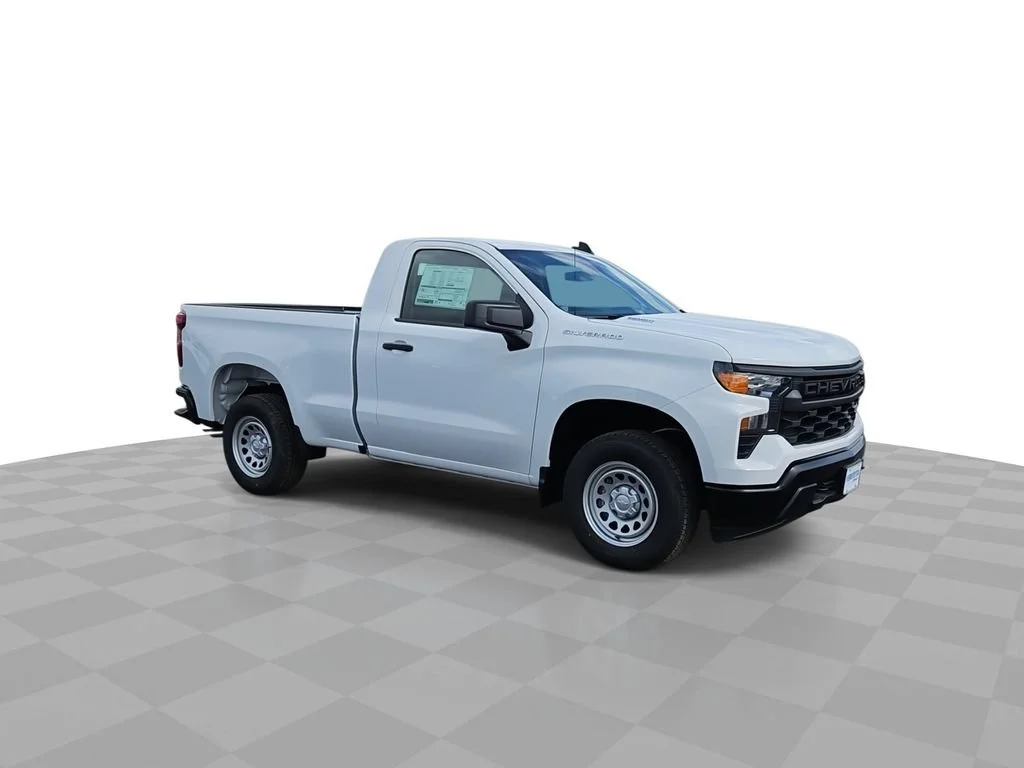 New 2026 Summit White Chevrolet WT image 2
