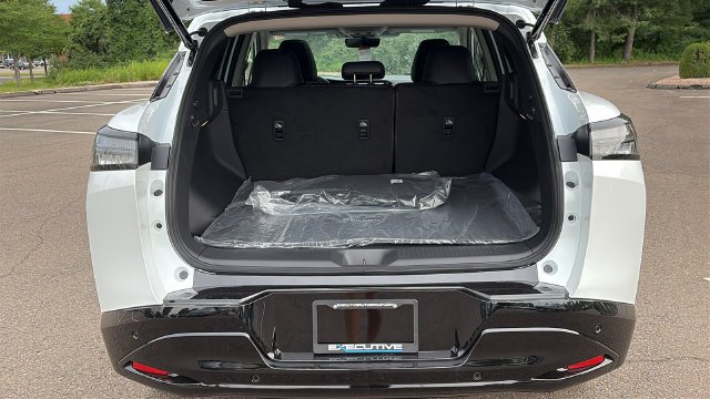 New 2027 White Nissan Dark Amour image 26