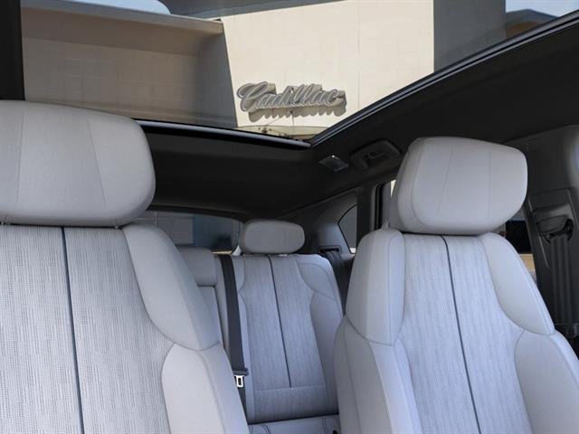 2027 Cadillac OPTIQ Premium Luxury - Photo 24