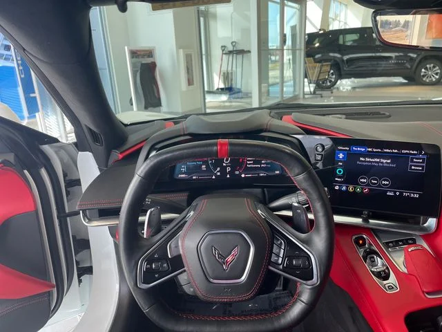 Used 2020 White Chevrolet Stingray image 14