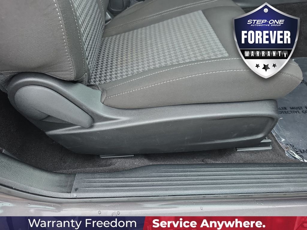 Used 2023 Gray Dodge SXT image 32