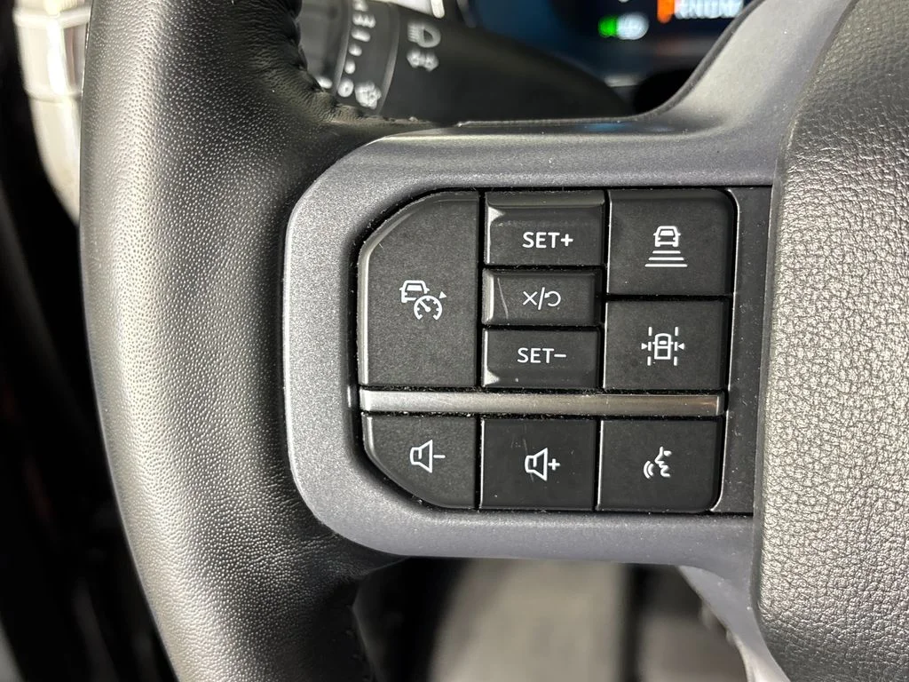 Certified Used 2023  Ford Lariat image 17