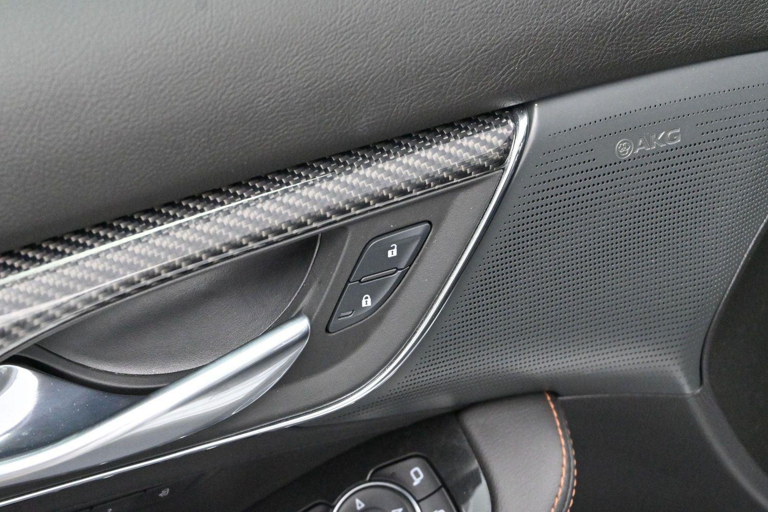Used 2025 Summit White Cadillac V-Series image 10