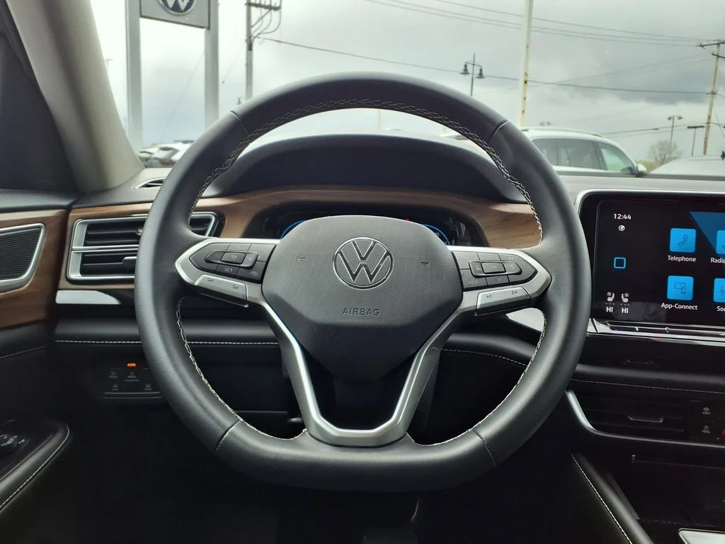 Certified Used 2026 Green Volkswagen 2.0T SE w/Technology image 15