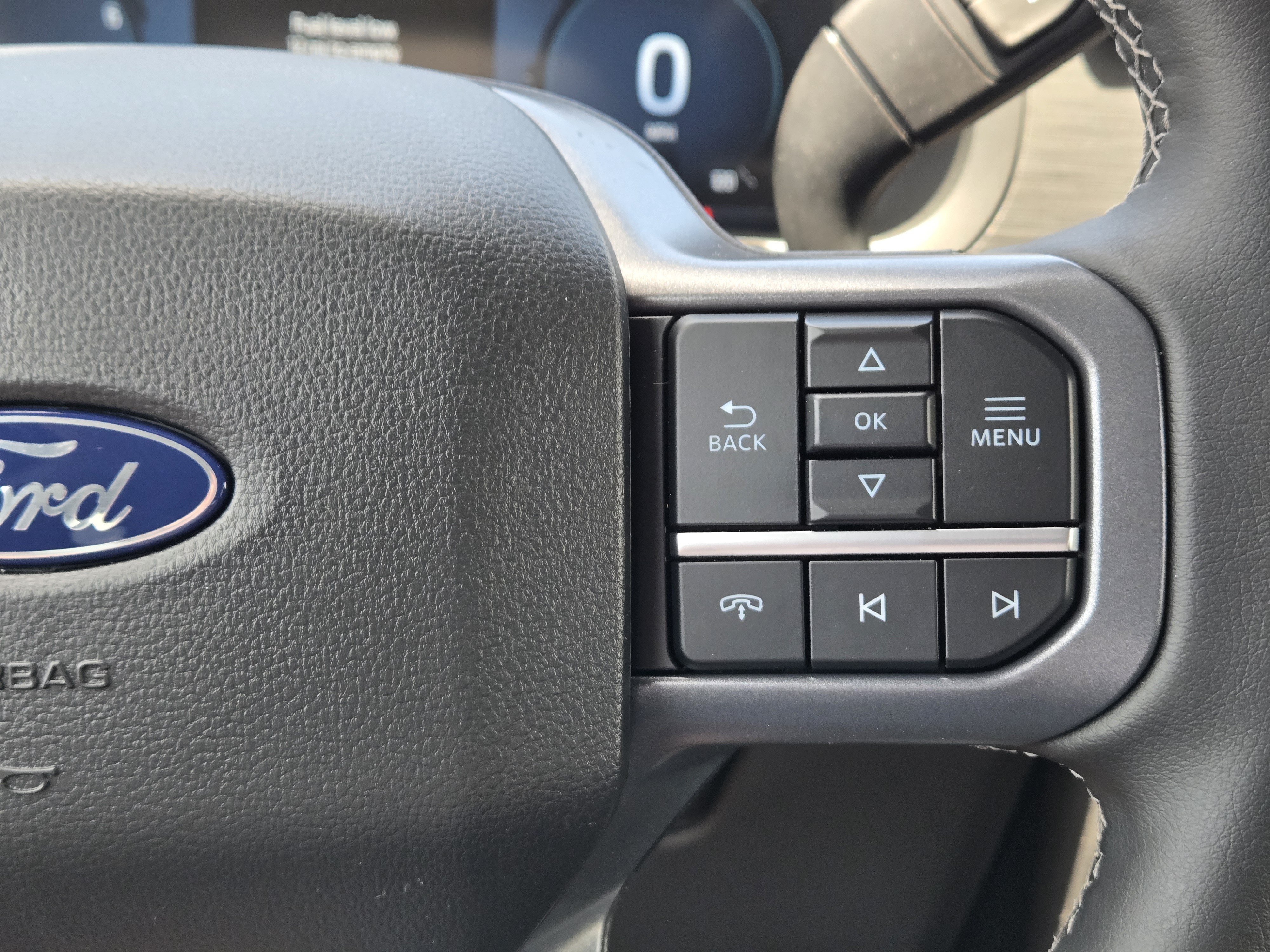 New 2026 AGATE BLACK METALLIC FORD XLT image 24