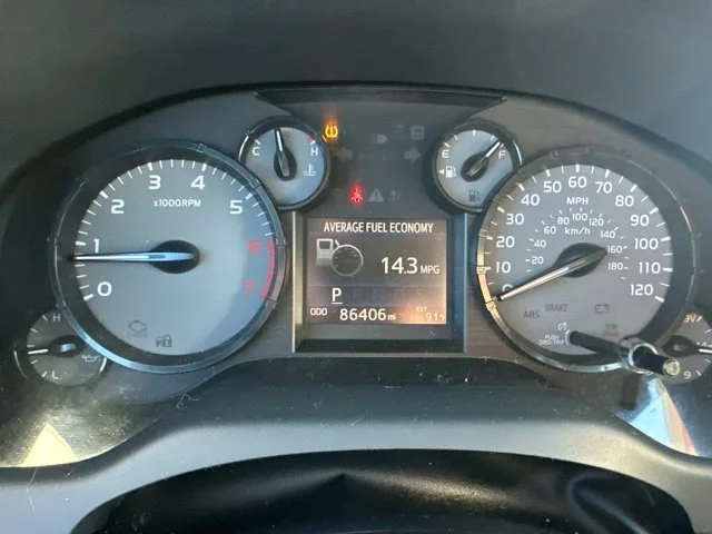 Used 2017 White Toyota SR image 33