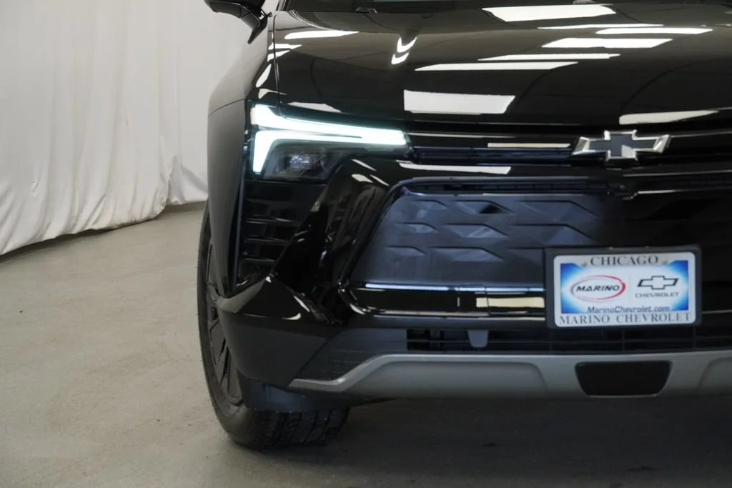 New 2026 Black Chevrolet LT image 31
