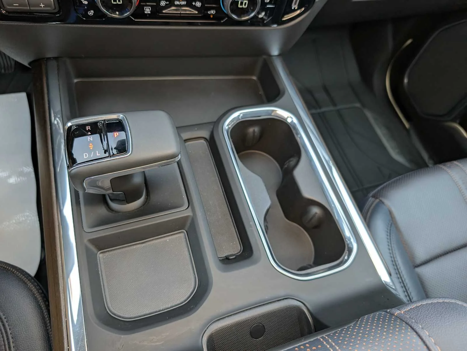 2026 Chevrolet Silverado 1500 High Country - Photo 26