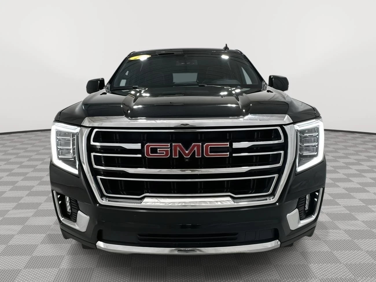 Used 2024 Onyx Black GMC SLT image 8