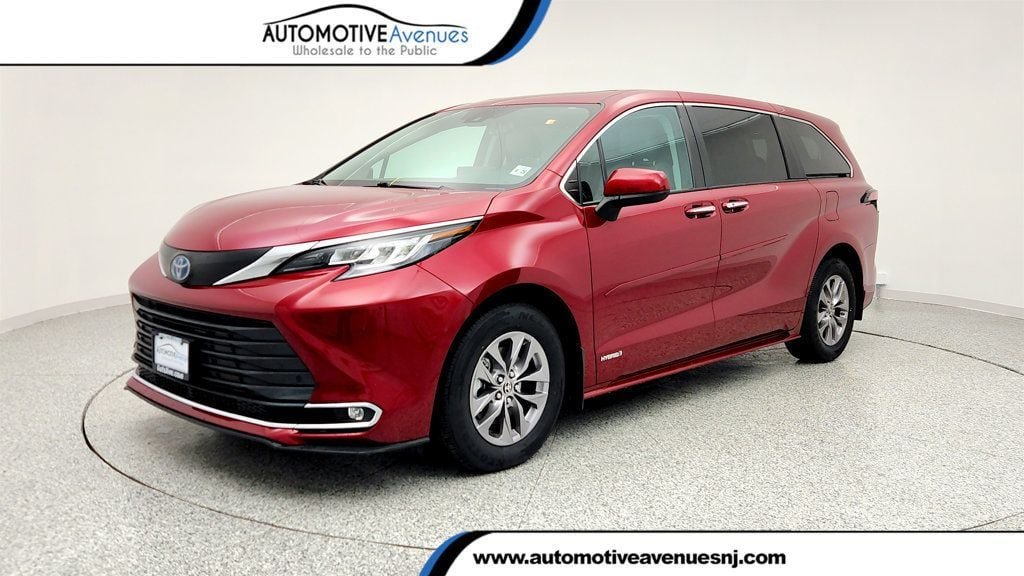 2021 Toyota Sienna XLE