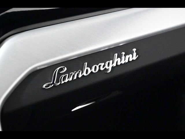 Used 2020 Blue Lamborghini Base image 25