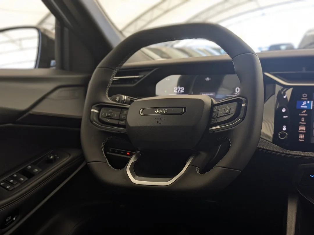New 2026 White Jeep Limited - - 4x4 - Dual- Pane Pano Sunroof - Capri Leatherette - Wireless Charging & More! image 16