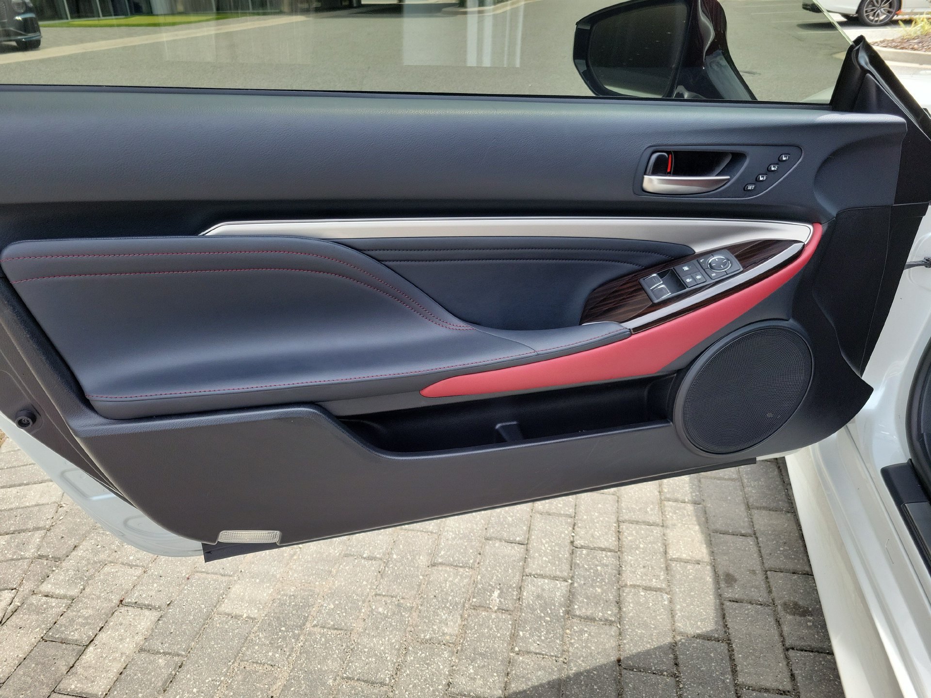 2024 Lexus RC 300 - Photo 16