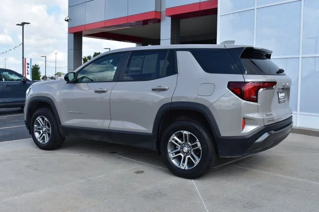Used 2026 Gray GMC Elevation image 7
