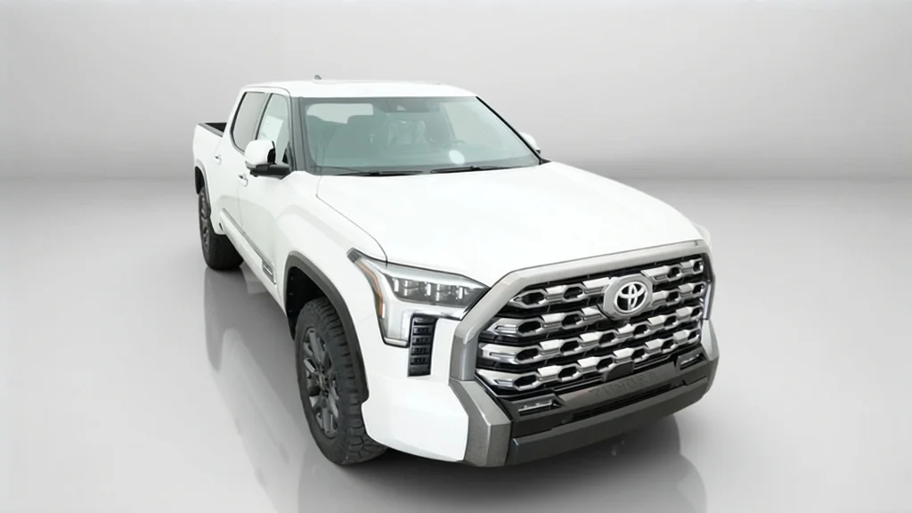 New 2026 Wind Chill Pearl Toyota Platinum image 4