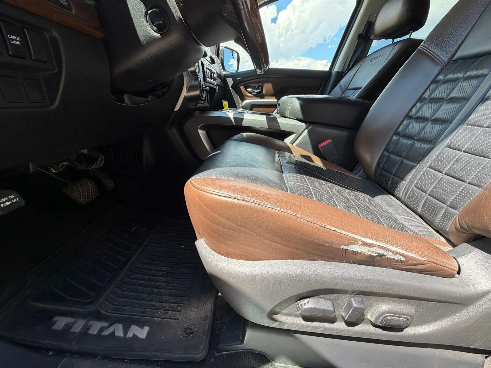 Used 2017 Brown Nissan Platinum Reserve image 7