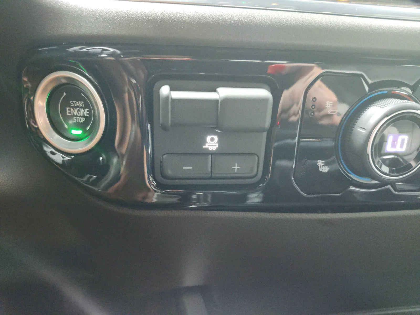 Used 2024 Black Chevrolet RST image 34