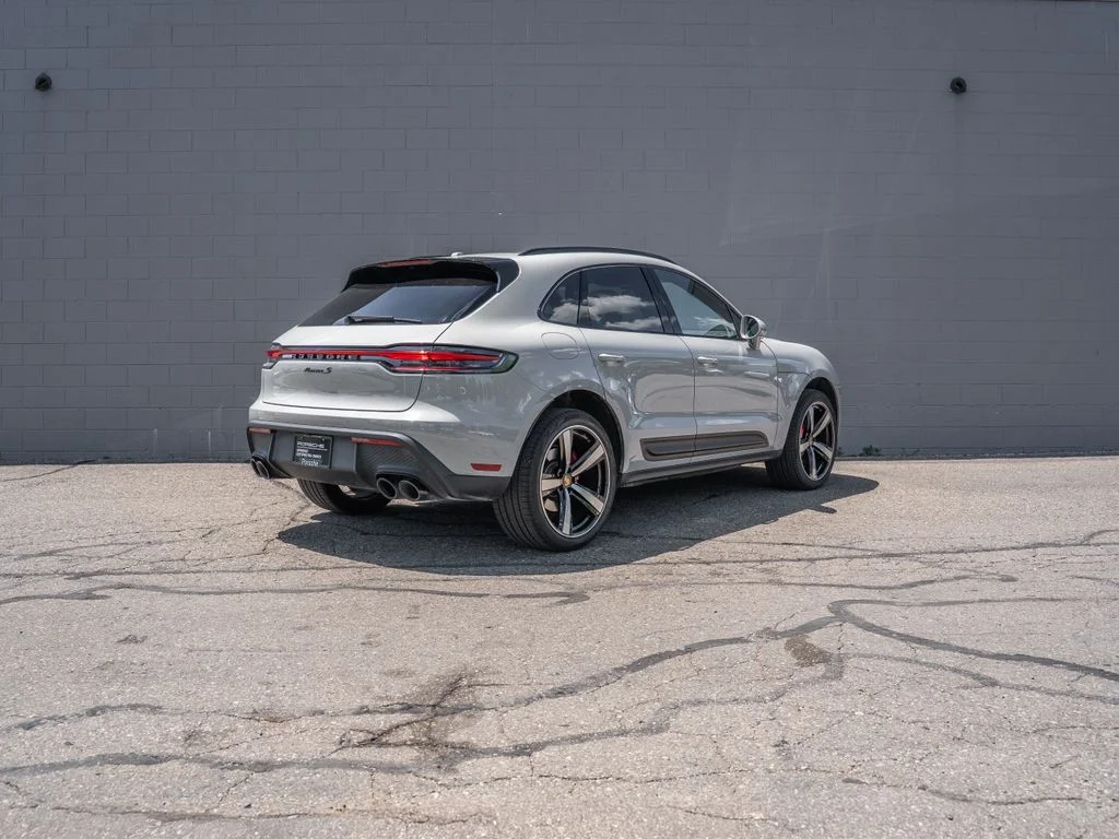 Used 2026 Chalk Porsche S image 7