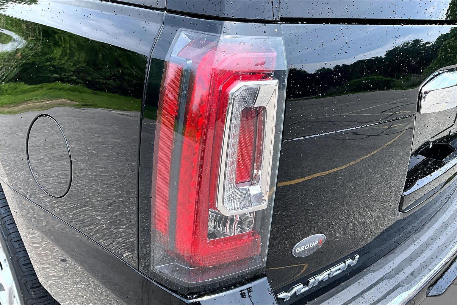 Used 2019 Onyx Black GMC Denali image 28