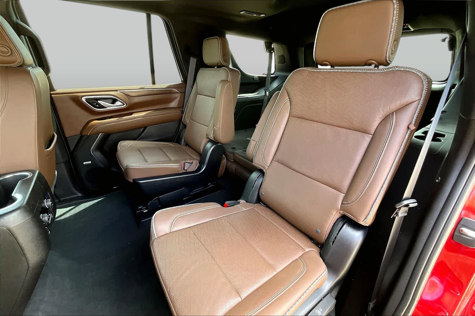 Used 2023 Radiant Red Tintcoat Chevrolet High Country image 21