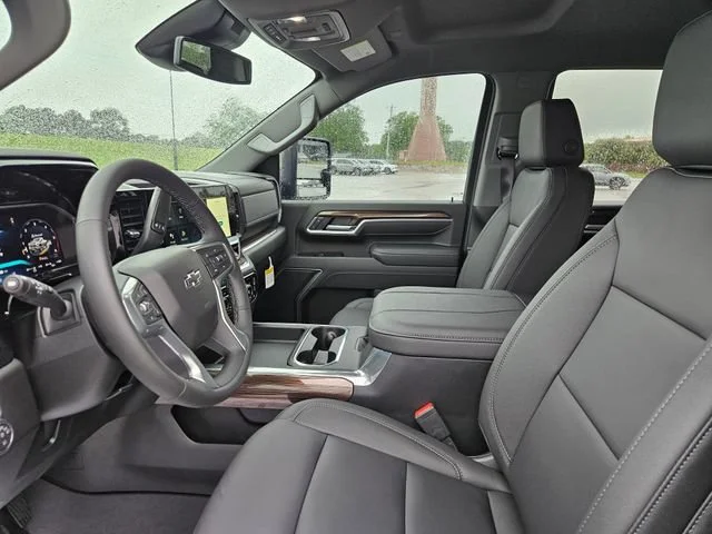 2026 Chevrolet Silverado 2500 HD LT - Photo 9