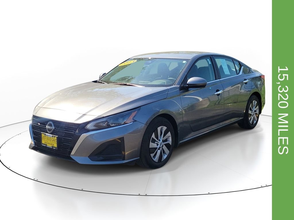 Used 2023 Nissan Altima S with VIN 1N4BL4BV5PN415897 for sale in Shorewood, IL