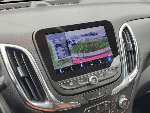 Used 2022 Red Chevrolet LT image 29