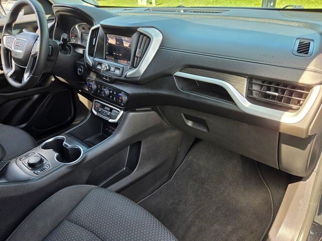 2024 GMC Terrain SLE - Photo 15